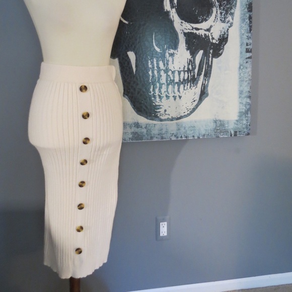 Forever 21 Sweater Skirt - Picture 2 of 6